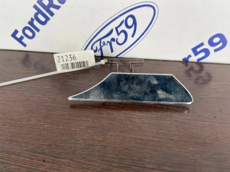 Заглушка омывателя фар Ford Kuga 2010 1684267 CBV 2.0 (TXDA), правая