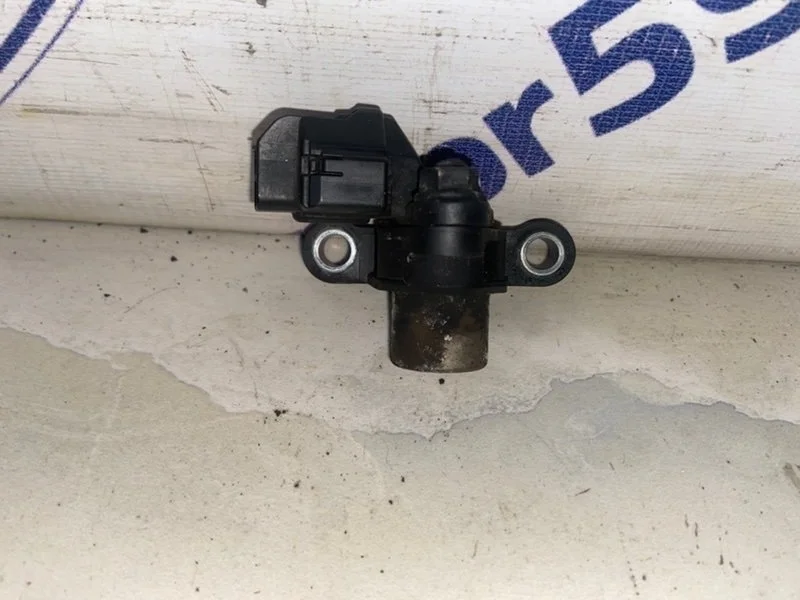 Датчик положения коленвала Ford Focus St 2006 1727897 CB4 2.5 (HYDA)