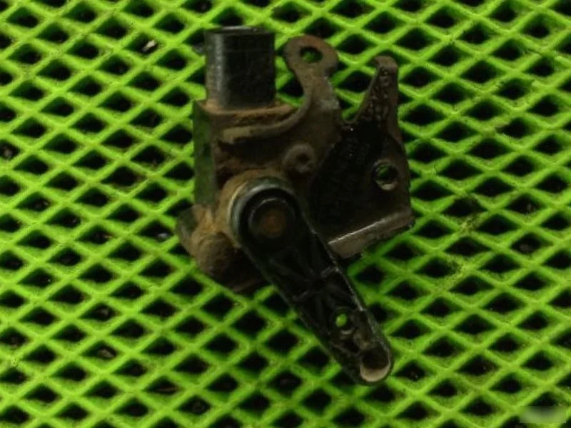 Датчик положения кузова Audi A6 2011-2014 1T0907503 C7, задний