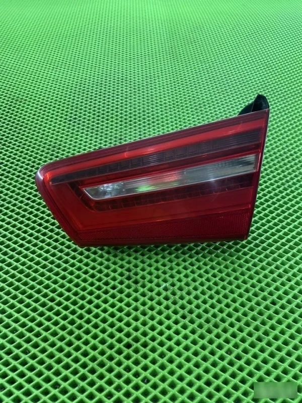 Фонарь в крышку багажника Audi A6 2011-2014 4G5945094 C7, правый