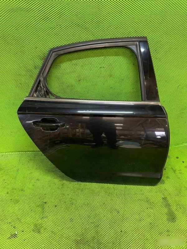Дверь Audi A6 2011-2014 4G5833052 C7, задняя правая