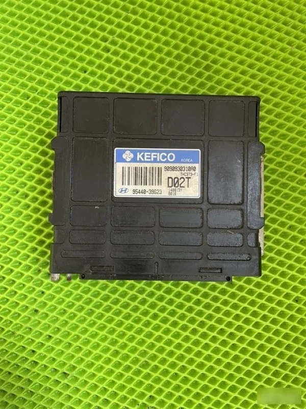 Блок управления АКПП Hyundai Santa Fe 2000-2012 9544039623