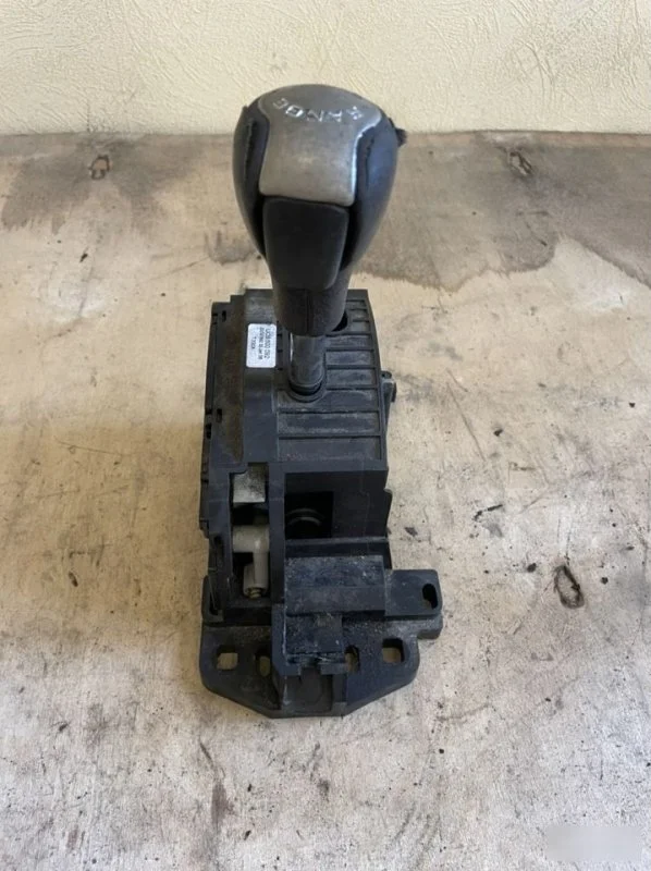 Селектор АКПП Land Rover Range Rover Sport 1 2005-2009 UCB500092
