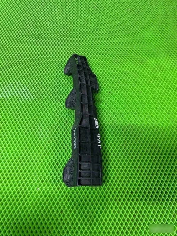 Кронштейн бампера Lexus Gs 3 2007-2011 5211630070, передний левый