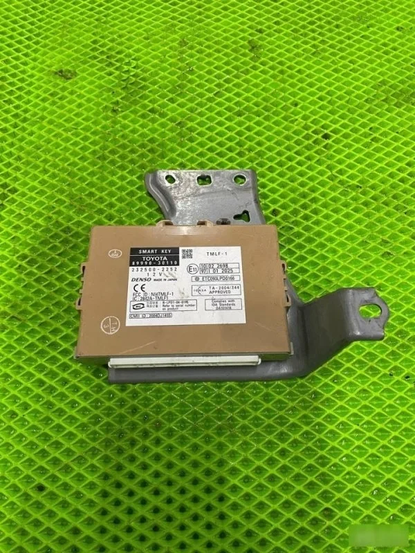 Блок бесключевого доступа Lexus Gs 3 2007-2011 8999030110