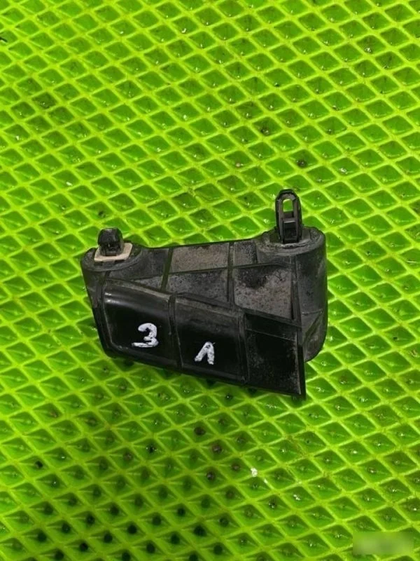 Кронштейн бампера Lexus Gs 3 5256330070, задний левый