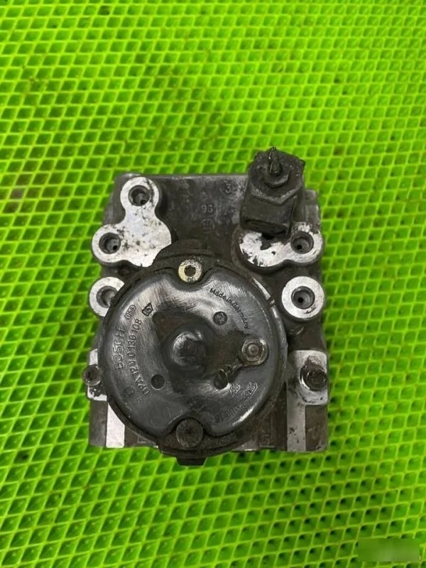Блок ABS Mercedes E 0024319712 W210