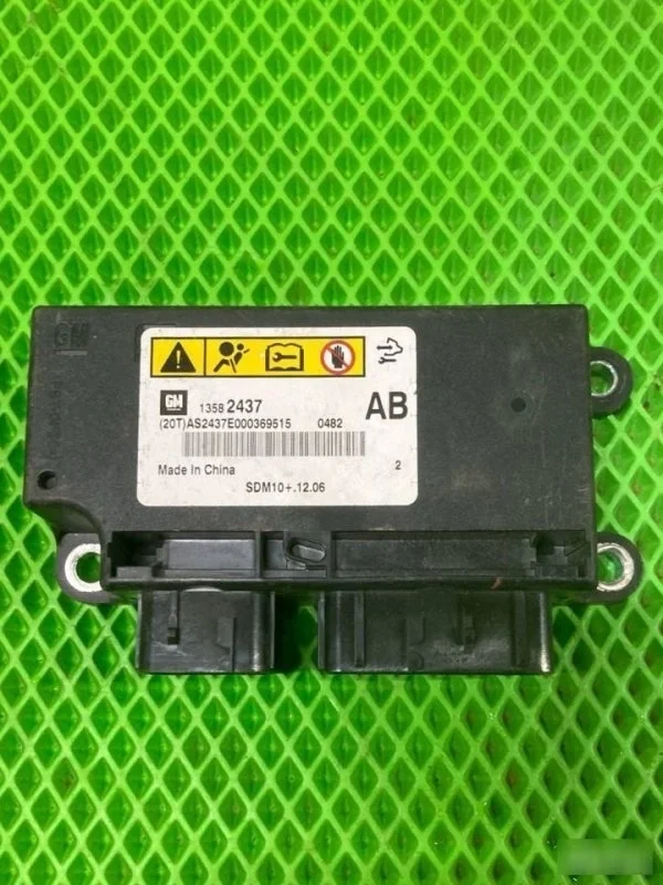Блок SRS Opel Astra J 2009-2012 13582437