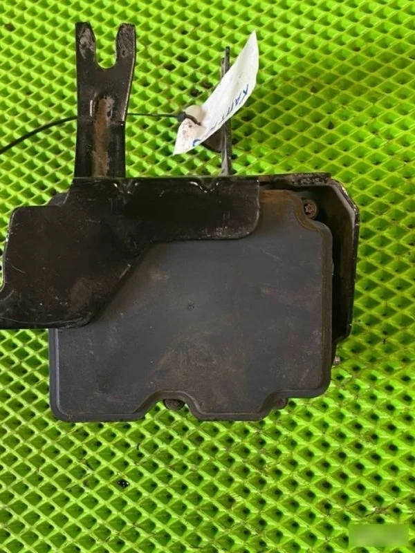 Блок ABS Renault Kaptur 476607477R