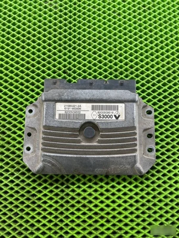 ЭБУ Renault Megane 2 8200509552 K4M812