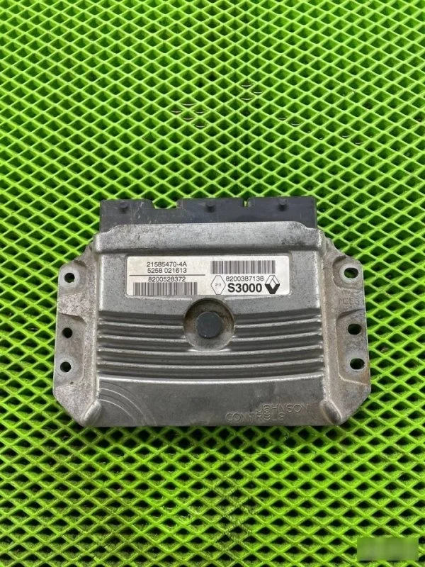 ЭБУ Renault Megane 2 8200528372 K4M760