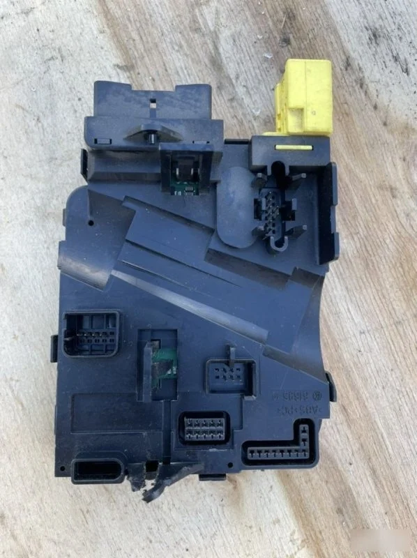 Блок подрулевой электронный Volkswagen Golf 5 1K0953549
