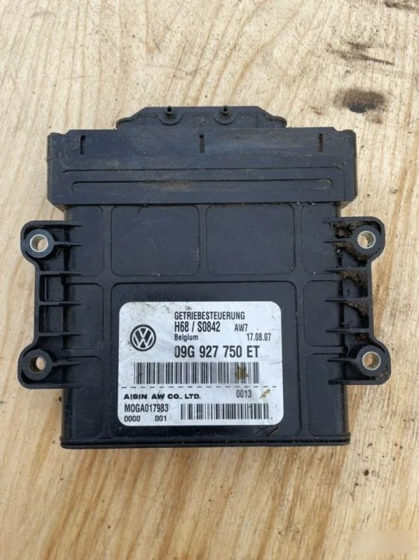 Блок управления АКПП Volkswagen Golf 5 09G927750