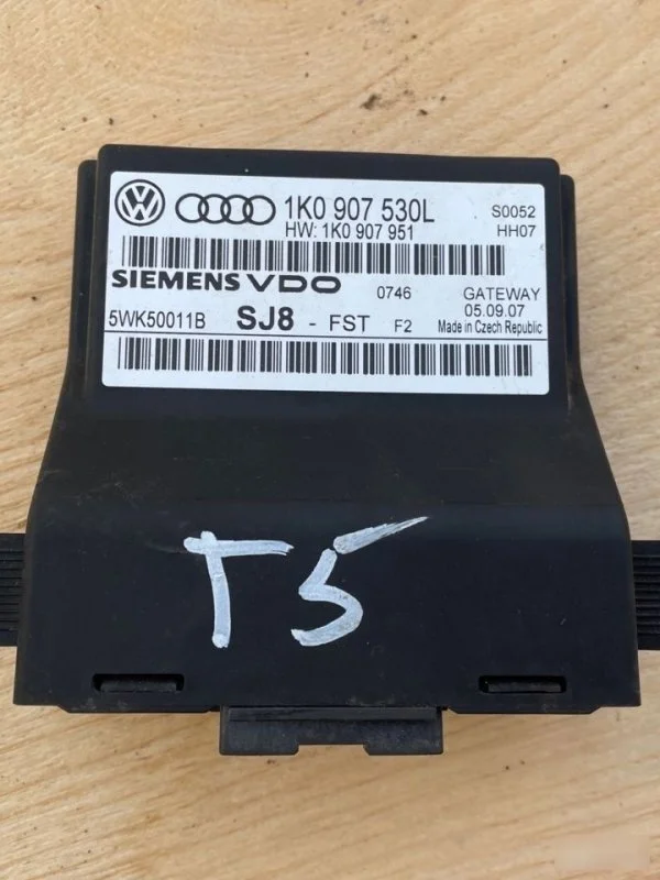 Электронный блок диагностический Volkswagen Golf 5 1K0907530