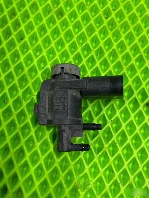 Клапан электромагнитный Volkswagen Touareg 1 2002-2006 1J0906283