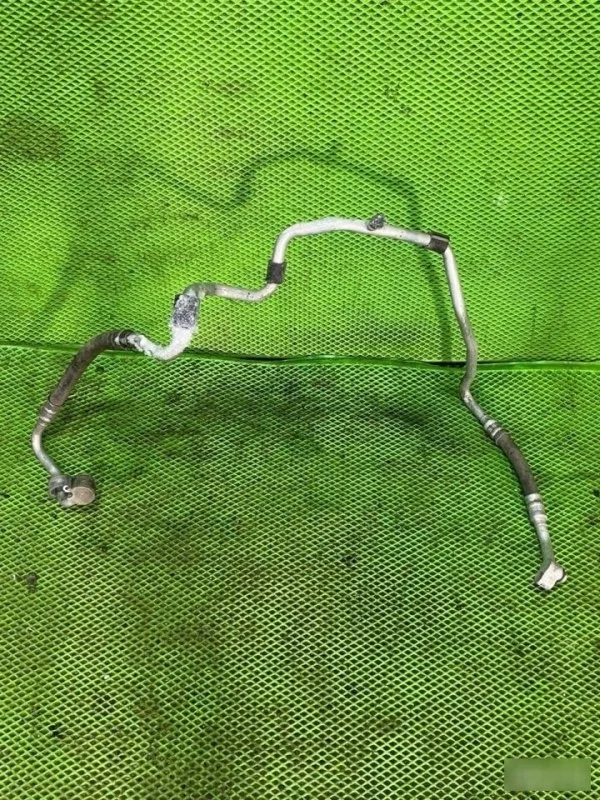 Трубка кондиционера Volkswagen Golf 6 1K0820743