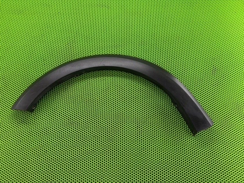 Накладка крыла Renault Sandero 2 Stepway 638750806R, передняя левая
