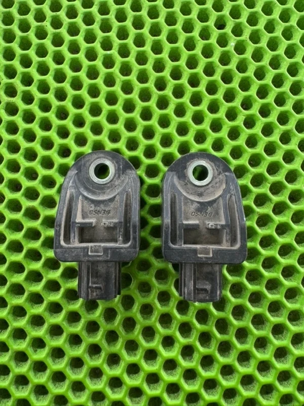 Датчик удара Toyota Rav 4 40 8917312180