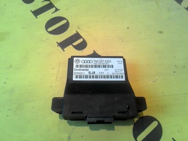 Блок комфорта Skoda Octavia (A5) 2004-2013 7N0907530C