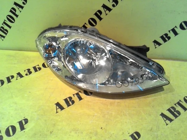 Фара правая Mercedes-Benz W169 A-Class 2004-2012 A1698200261