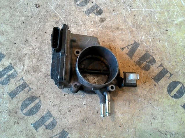 Заслонка дроссельная Toyota Camry 50 2011-2017 2013 2203036010 2.5 2AR 2AR-FE 181 Л/С