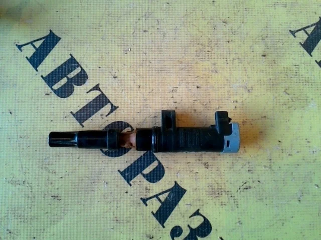 Катушка зажигания Renault Megane 2 2003-2009 7700875000