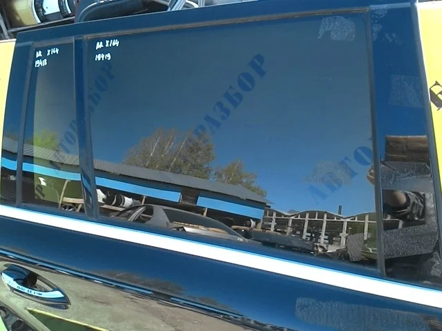 Стекло двери задней правой Mercedes-Benz Gl-Class X164 2006-2012 A1647351010