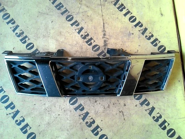 Решетка радиатора Nissan X-Trail (T31) 2007-2014 62310JG50A