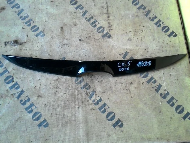 Решетка радиатора Mazda Cx5 2012-2017 KD4950711