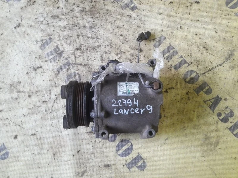 Компрессор кондиционера Mitsubishi Lancer 9 2003-2006 MN185570