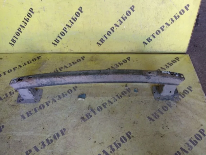Усилитель заднего бампера Ford Focus 2 2008-2011 1520891