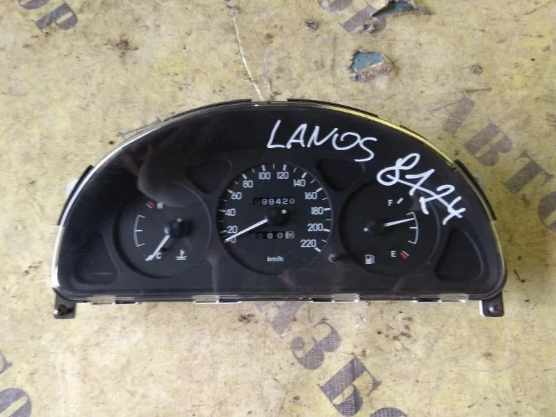 Щиток приборов Chevrolet Lanos 2004-2010 96489044