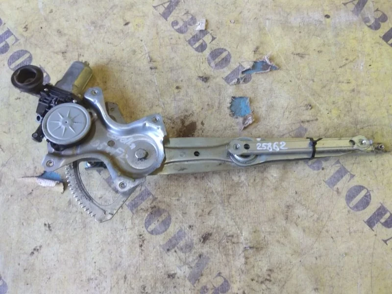 Стеклоподъемник передний правый Toyota Corolla 150 2006-2013 6980112220