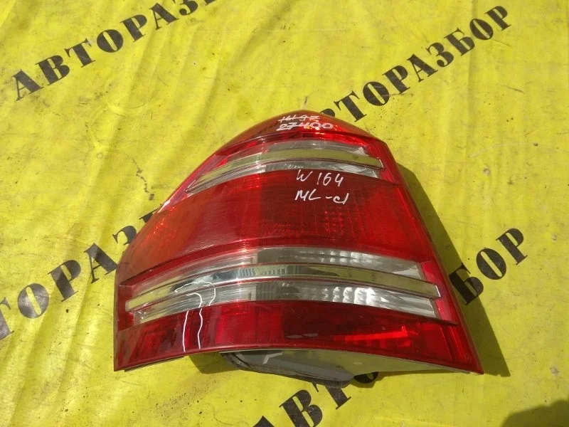 Фонарь задний левый внешний Mercedes-Benz W164 M-Class 2005-2011 A1648204164