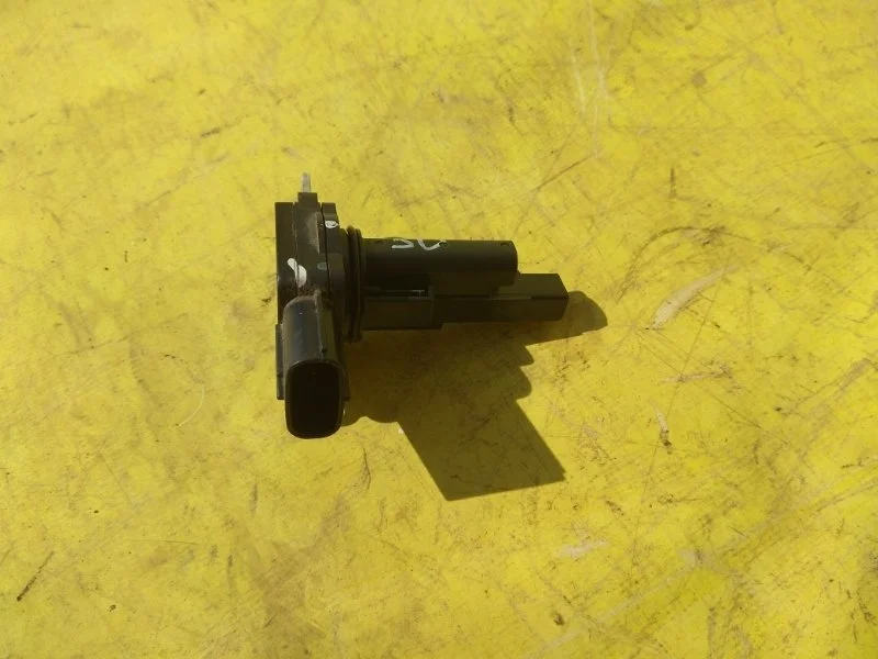 Датчик Toyota Camry 50 2011-2017 222040V020