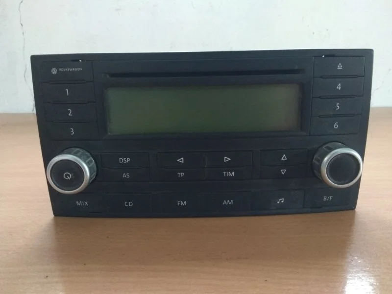 Магнитола Volkswagen Touareg 2002-2010 7L6035195B