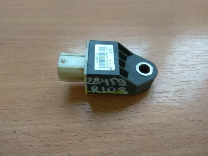 Датчик AIR BAG (удара) Kia Rio 3 2011-2017 959200U000