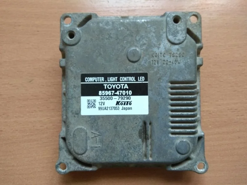 Блок ксенона Lexus Rx350 2009-2015 8596747010
