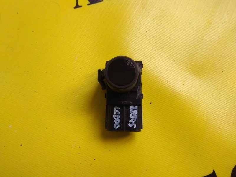 Датчик парковки Toyota Land Cruiser 200 2008-2021 8934133140