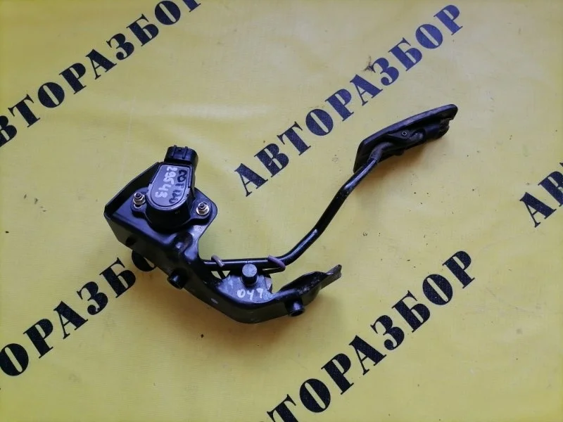 Педаль газа Toyota Corolla 120 2001-2006 2006 8928152021 ХЭТЧБЕК 1.6 3ZZ-FE 110 Л/С