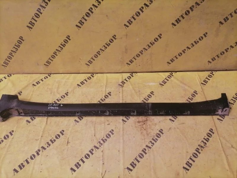 Накладка на порог (наружняя) левая Toyota Land Cruiser 200 2008-2021 7586060040