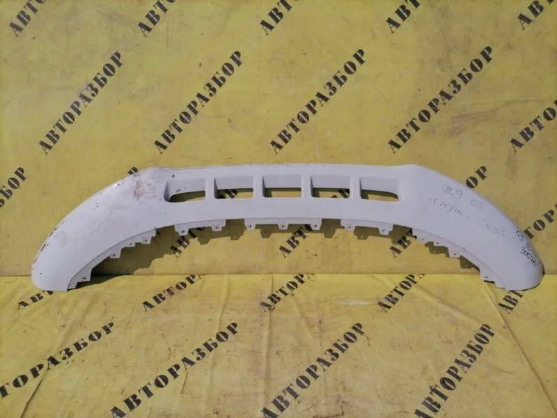 Накладка переднего бампера Audi Q5 2008-2017 8R0807061F