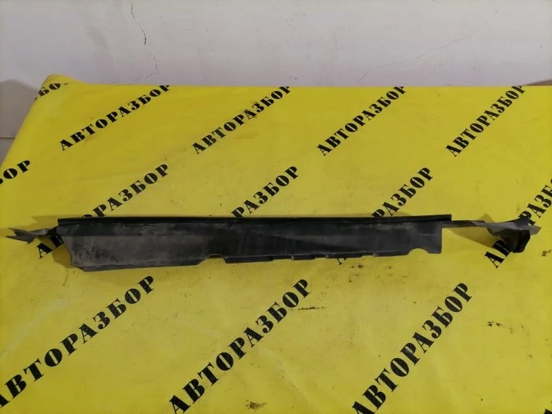 Накладка крыла переднего правого Toyota Land Cruiser 200 2008-2021 5380560021