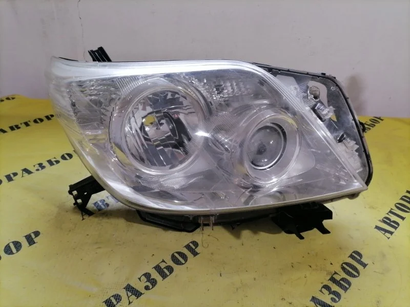 Фара правая Toyota Land Cruiser Prado 150 2009-2022 8113060E40