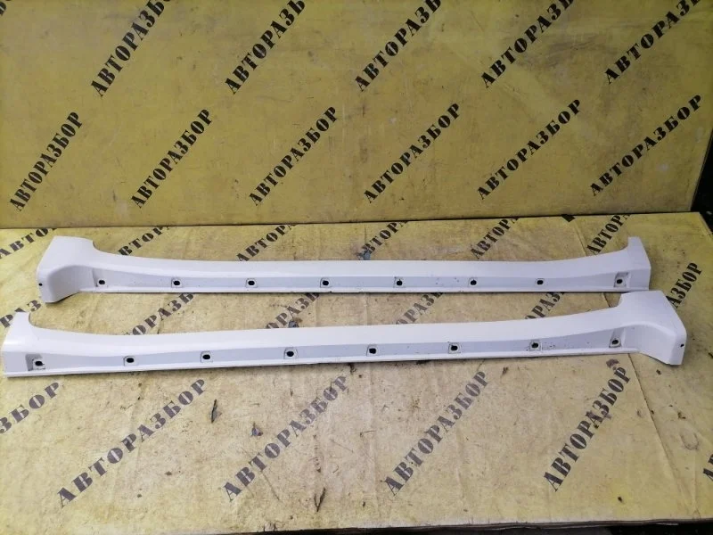 Накладки на порог (комплект) Toyota Land Cruiser 200 2008-2021 7586060040