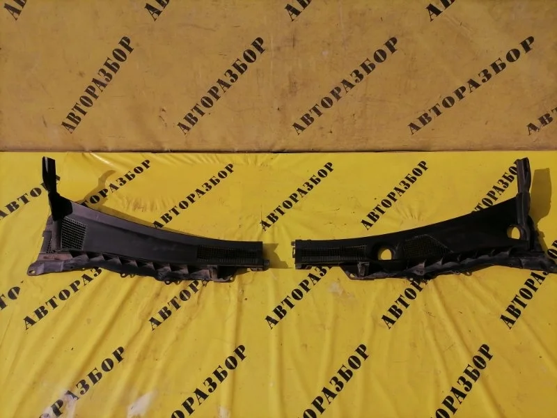 Жабо (решетка стеклоочистителя) Infiniti G35 (V36) 2007-2014 2007 66862JK600 3.5 VQ35HR 316 Л/С
