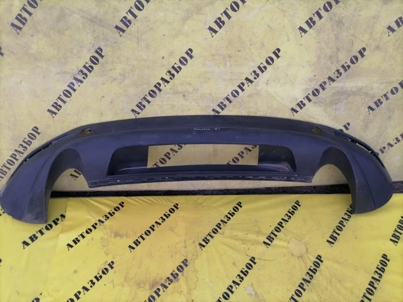 Накладка заднего бампера Volkswagen Touareg 2010-2018 7P6807521