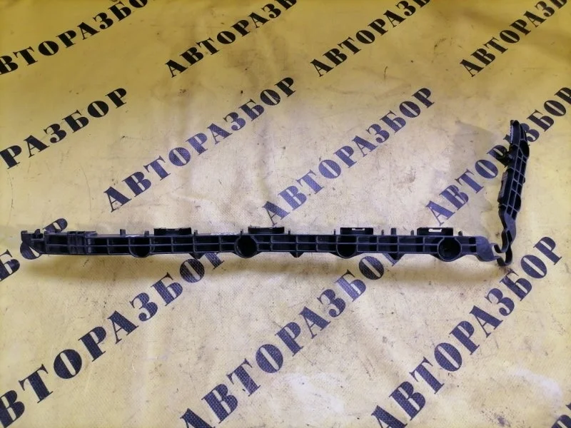 Кронштейн заднего бампера левый Toyota Camry 50 2011-2017 5257633090