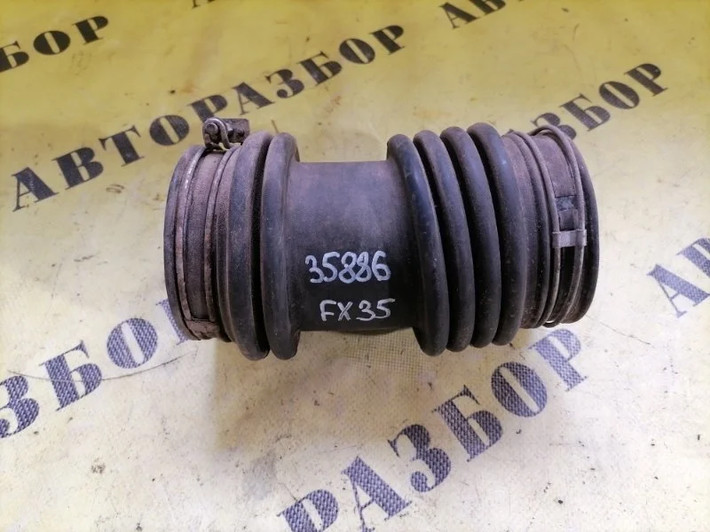 Патрубок воздушного фильтра Infiniti Infiniti Fx35/45 (S50) 2003-2007 2006 16576CG000 3.5 VQ35DE 280 Л/С
