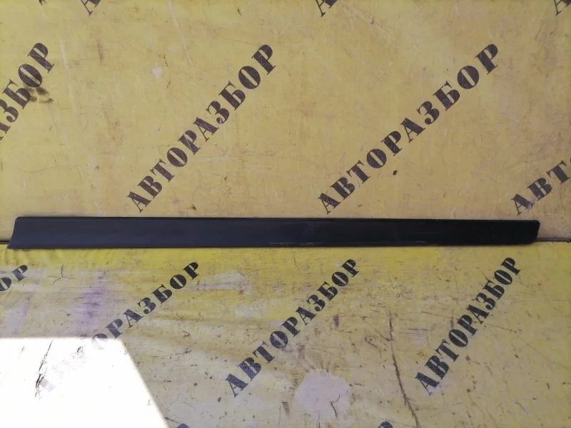 Накладка двери передней правой Nissan X-Trail (T32) 2014-2020 808764CM1B